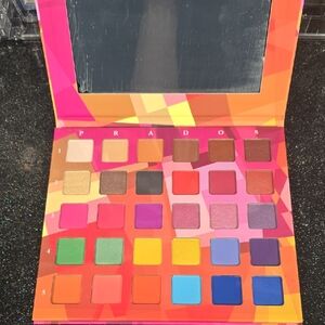 Vibrant Eyeshadow Palette